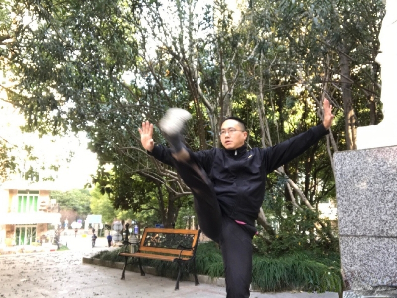 自故深情好受伤的第三张照片--澳门中老年相亲网