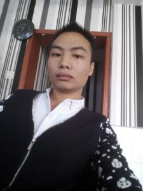 阿龙的第二张照片--澳门中老年相亲网
