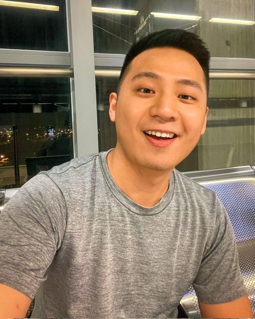 孤獨的男人的第三张照片--澳门中老年相亲网